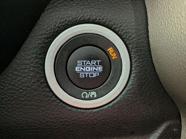 2022 RAM 1500 Laramie Crew Cab 4x4 5'7' Box