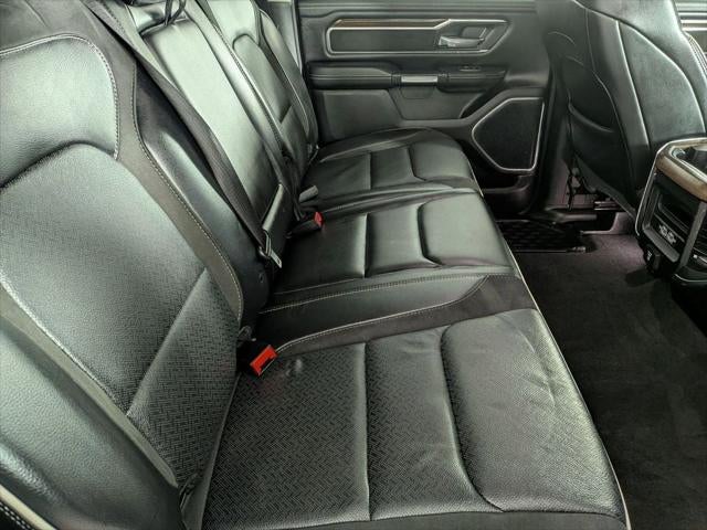 2022 RAM 1500 Laramie Crew Cab 4x4 5'7' Box