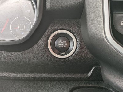 2020 RAM 1500 Big Horn Crew Cab 4x4 6'4' Box