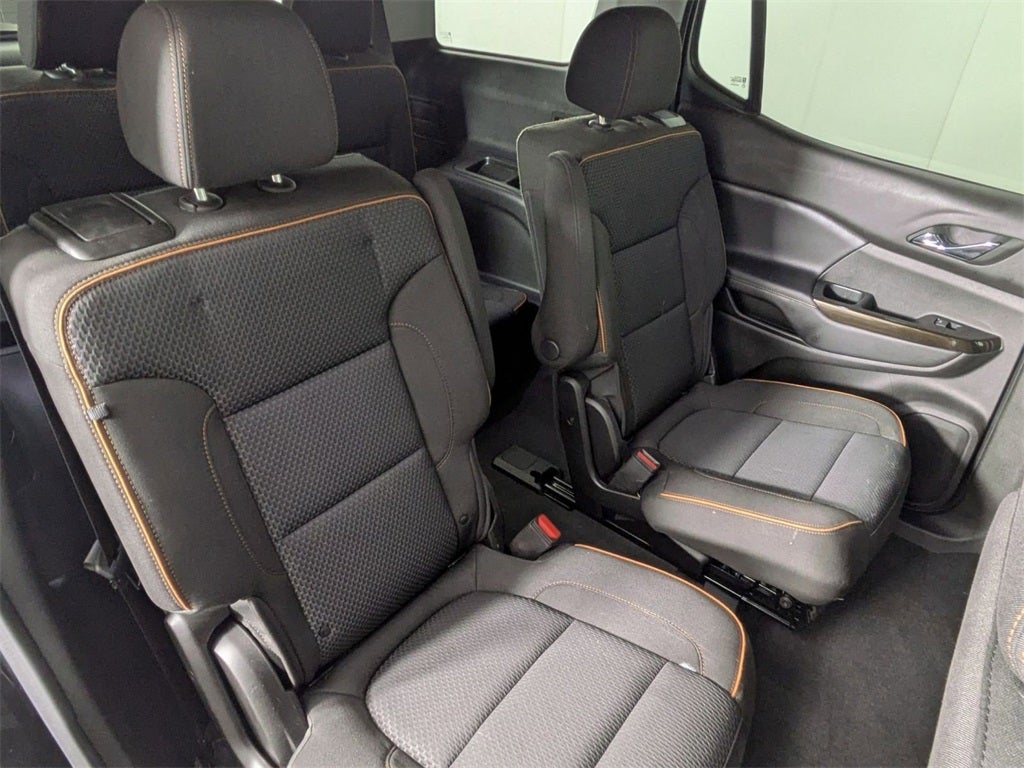 2023 GMC Acadia AWD AT4