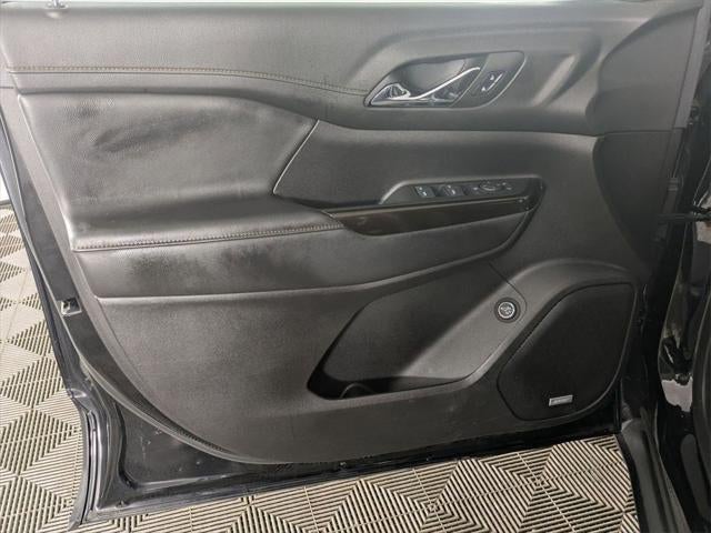 2023 GMC Acadia AWD AT4