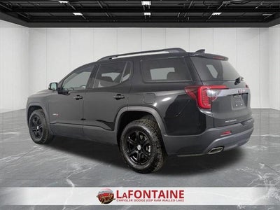 2023 GMC Acadia AWD AT4