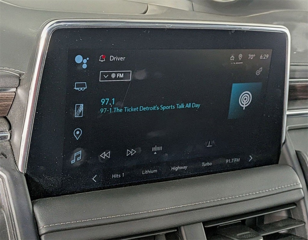 2024 Chevrolet Suburban 4WD Z71