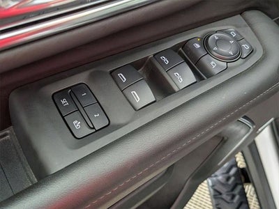 2024 Chevrolet Suburban 4WD Z71