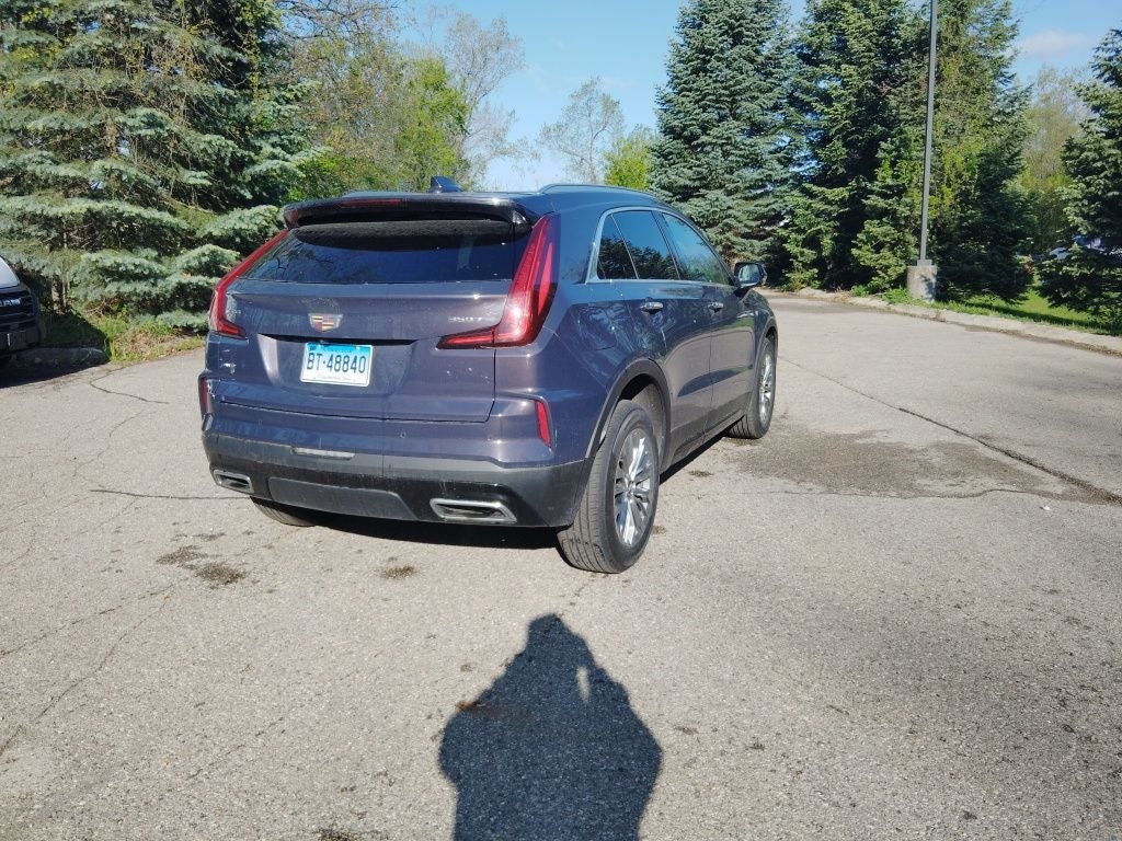 2025 Cadillac XT4 AWD Premium Luxury