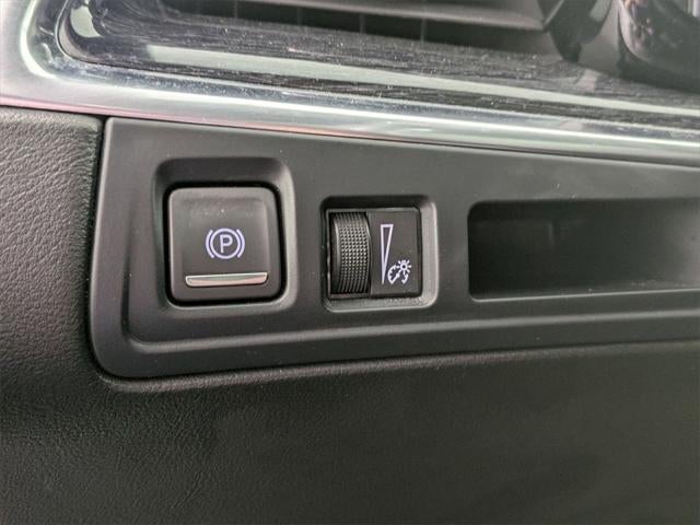 2023 Cadillac XT5 AWD Premium Luxury