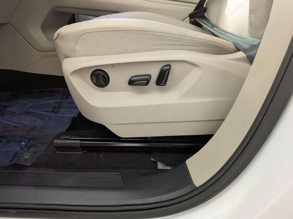 2024 Volkswagen Atlas 2.0T SE