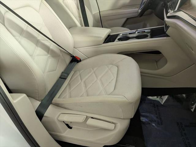 2024 Volkswagen Atlas 2.0T SE