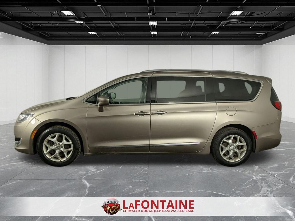 2018 Chrysler Pacifica Touring L Plus