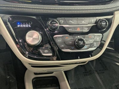 2022 Chrysler Pacifica Hybrid Touring L