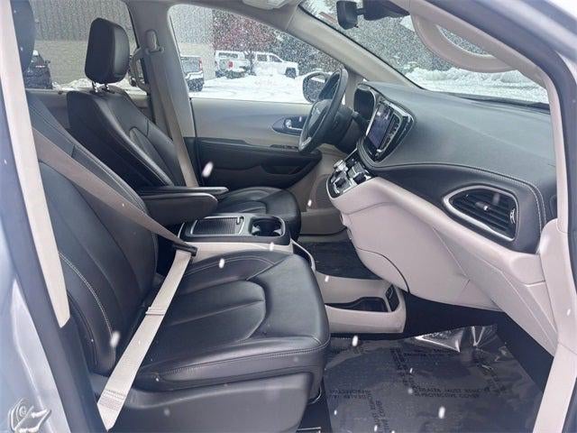 2023 Chrysler Pacifica Touring L AWD