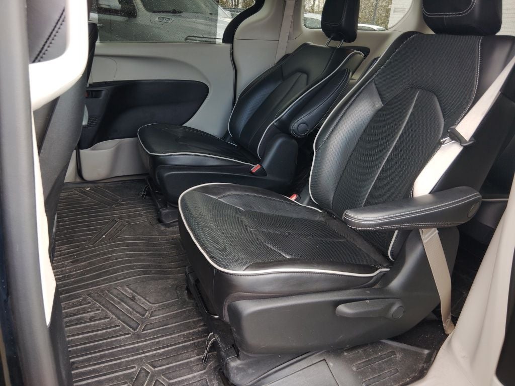 2023 Chrysler Pacifica Limited AWD