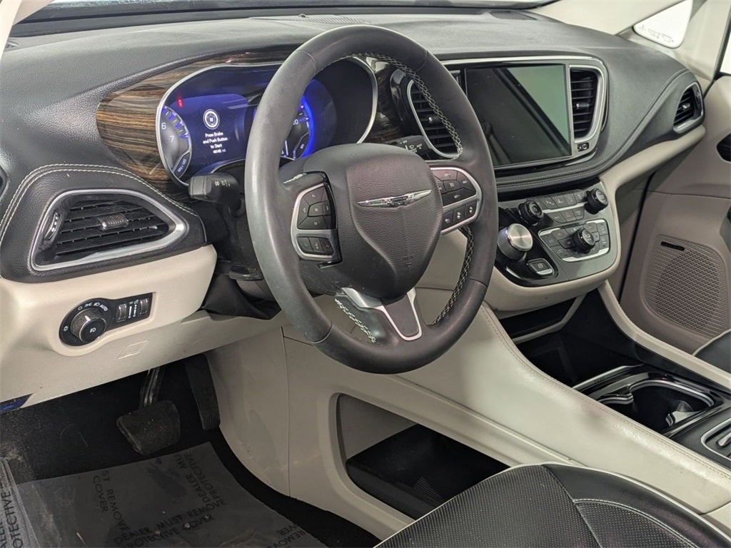 2022 Chrysler Pacifica Limited AWD