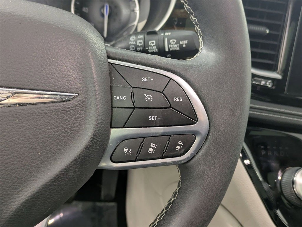 2022 Chrysler Pacifica Limited AWD