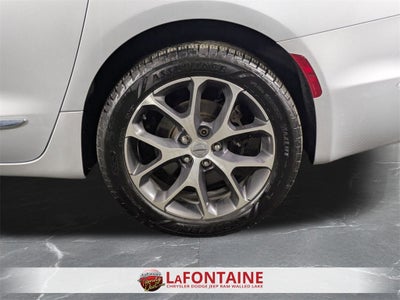 2022 Chrysler Pacifica Limited AWD