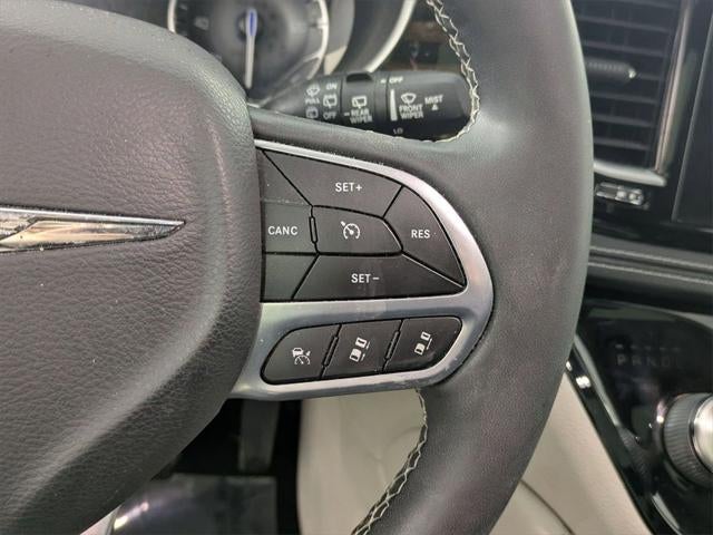 2022 Chrysler Pacifica Limited AWD
