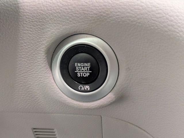 2022 Chrysler Pacifica Limited AWD