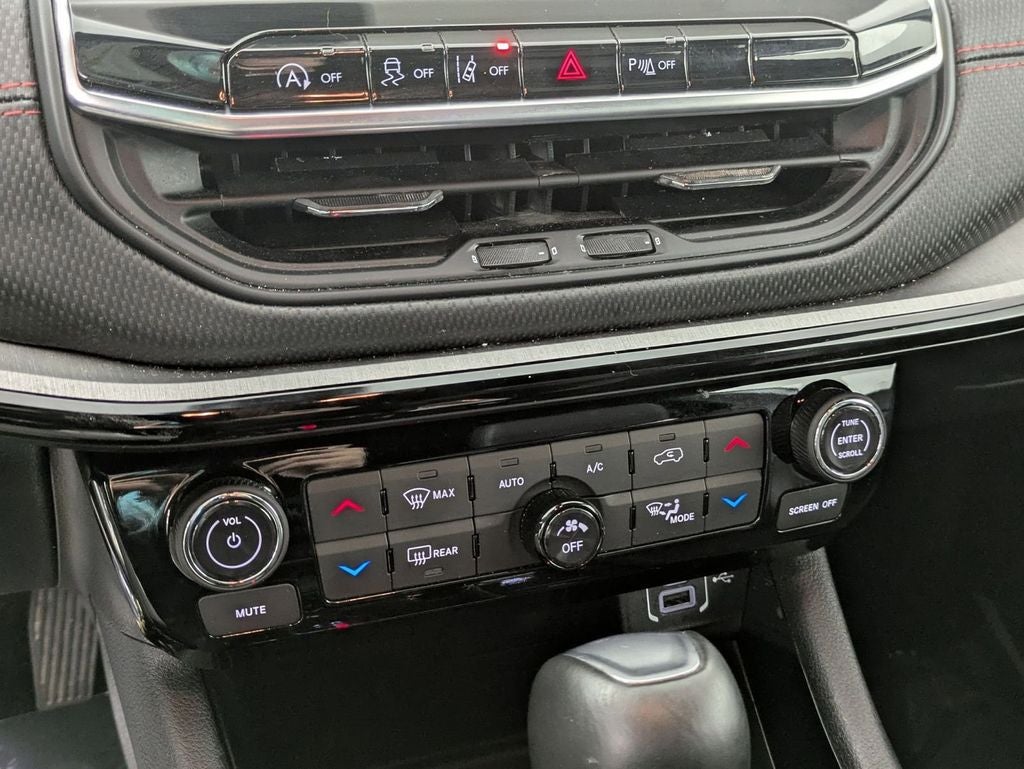 2025 Jeep Compass Trailhawk 4x4