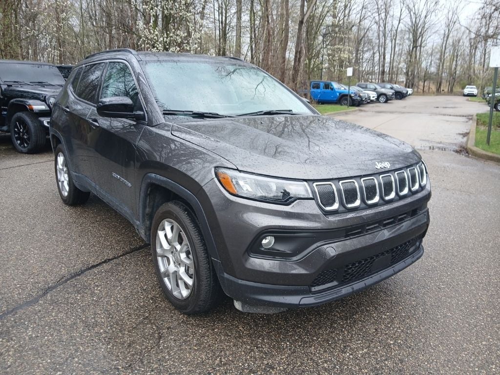 2022 Jeep Compass Latitude Lux 4x4