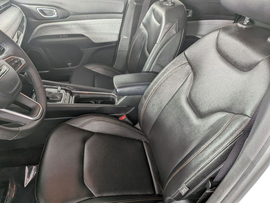 2024 Jeep Compass Latitude Lux FWD