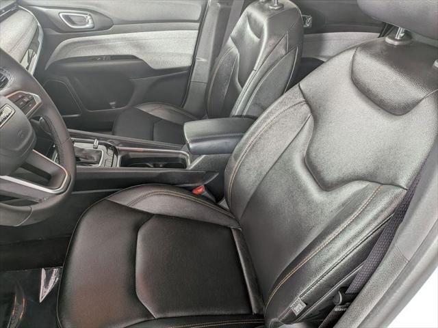 2024 Jeep Compass Latitude Lux FWD