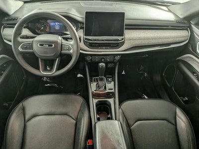 2024 Jeep Compass Latitude Lux FWD