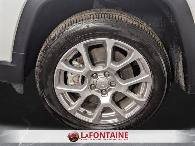 2024 Jeep Compass Latitude Lux FWD