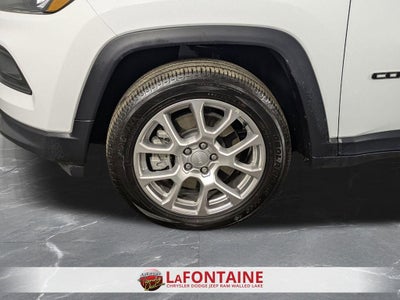 2023 Jeep Compass Latitude Lux FWD