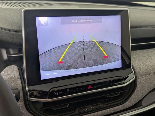 2023 Jeep Compass Latitude Lux FWD