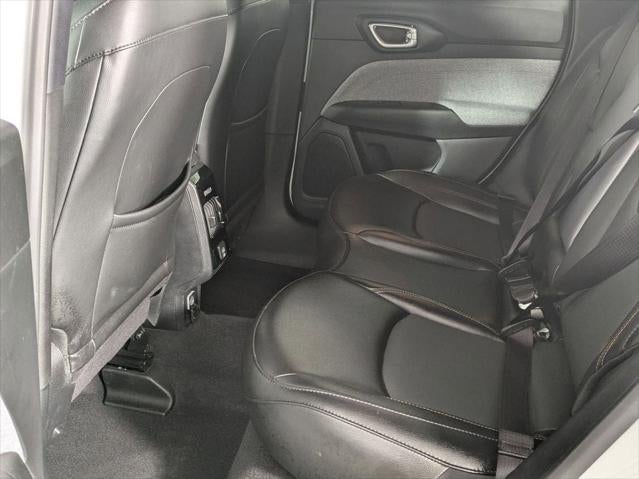 2023 Jeep Compass Latitude Lux FWD