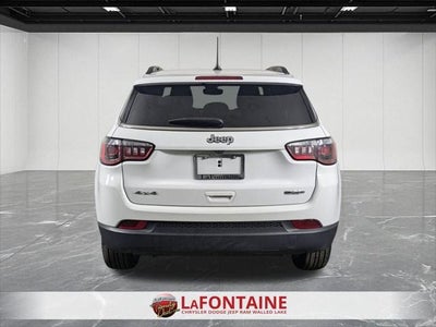 2023 Jeep Compass Latitude Lux FWD