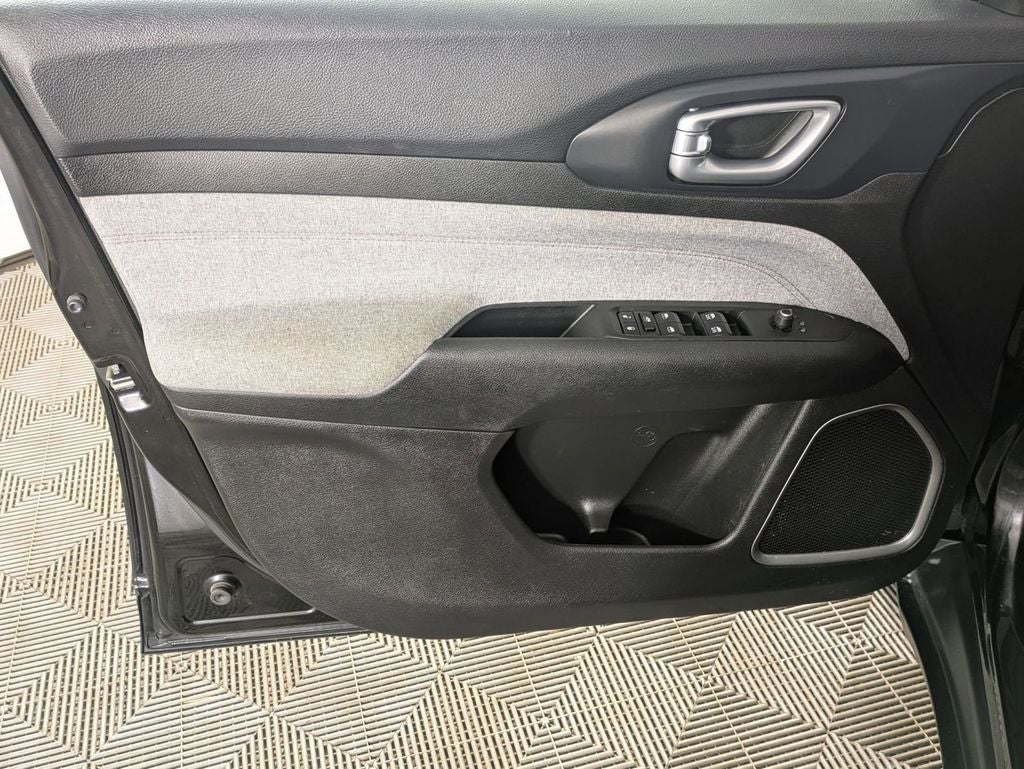 2023 Jeep Compass Latitude Lux FWD