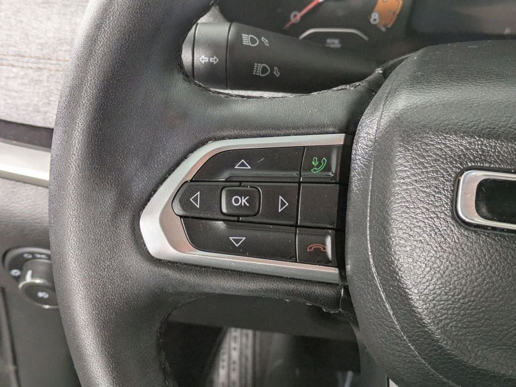 2023 Jeep Compass Latitude Lux FWD