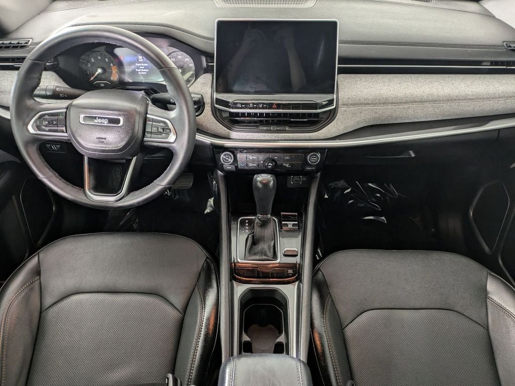 2023 Jeep Compass Latitude Lux FWD