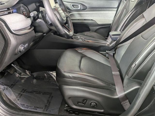 2023 Jeep Compass Latitude Lux FWD