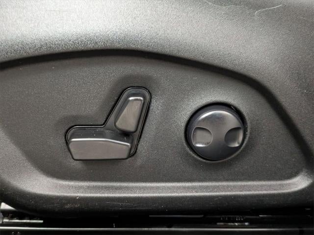 2023 Jeep Compass Latitude Lux FWD