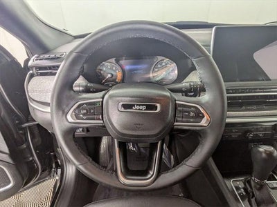 2023 Jeep Compass Latitude Lux FWD