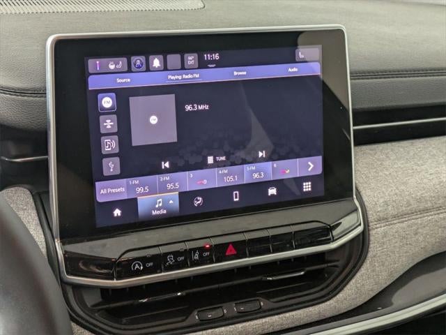 2023 Jeep Compass Latitude Lux FWD