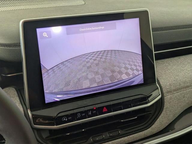 2023 Jeep Compass Latitude Lux FWD