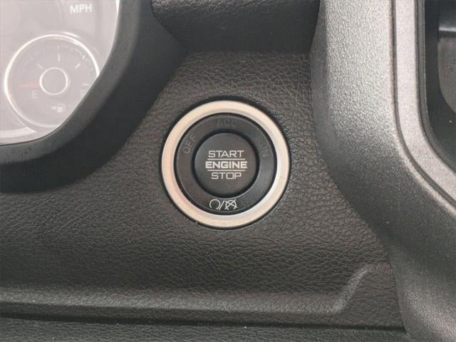 2024 RAM 3500 Tradesman Regular Cab 4x4 8' Box