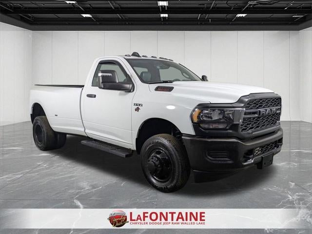 2024 RAM 3500 Tradesman Regular Cab 4x4 8' Box