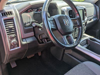 2017 RAM 1500 Big Horn Crew Cab 4x4 5'7' Box