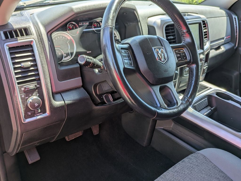 2017 RAM 1500 Big Horn Crew Cab 4x4 5'7' Box