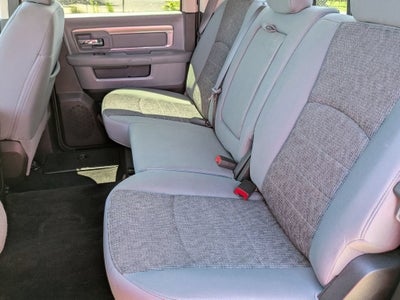 2017 RAM 1500 Big Horn Crew Cab 4x4 5'7' Box