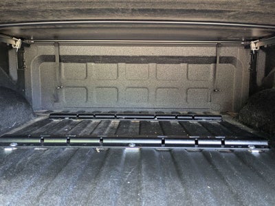 2017 RAM 1500 Big Horn Crew Cab 4x4 5'7' Box