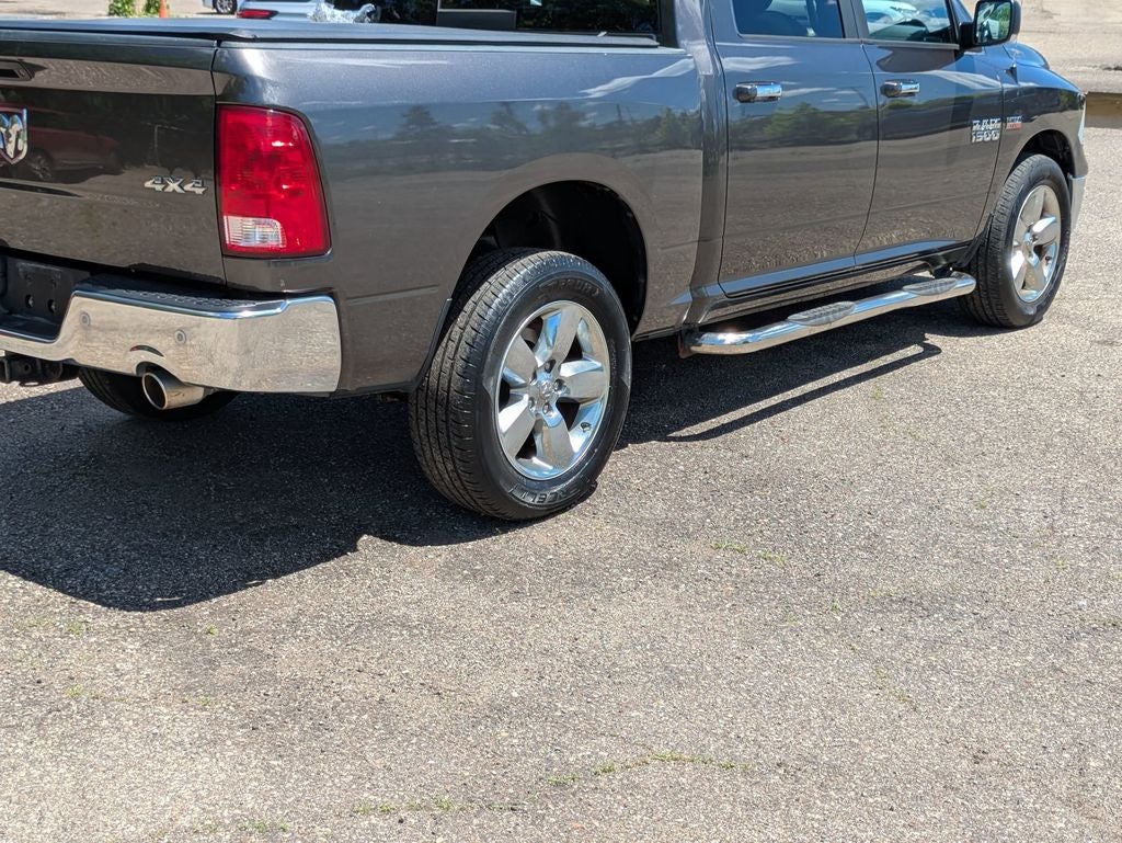 2017 RAM 1500 Big Horn Crew Cab 4x4 5'7' Box