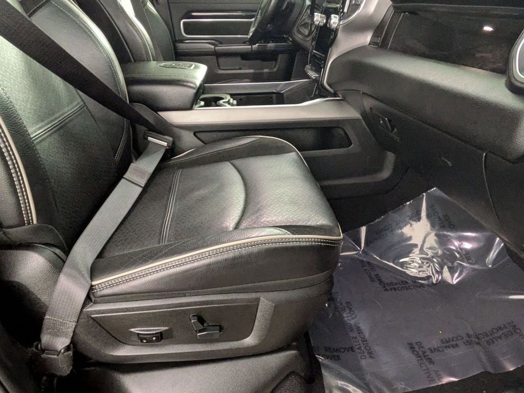 2021 RAM 2500 Laramie Crew Cab 4x4 6'4' Box