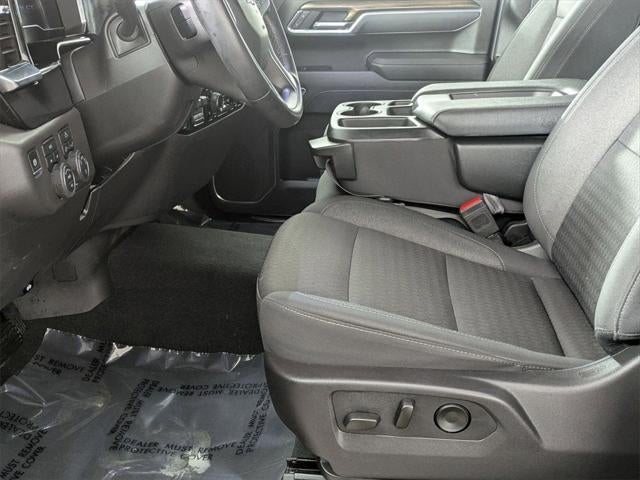 2025 Chevrolet Silverado 1500 4WD Crew Cab Standard Bed LT