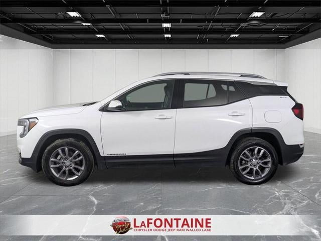2024 GMC Terrain AWD SLT