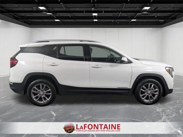 2024 GMC Terrain AWD SLT